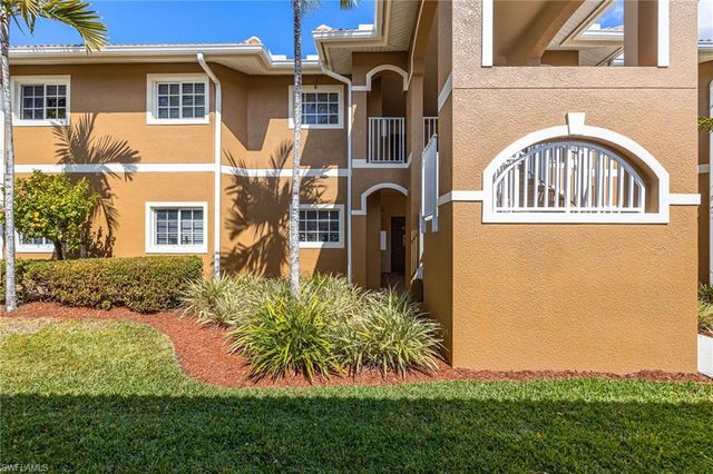 1113 Winding Pines CIR # 203, Cape Coral, FL 33909