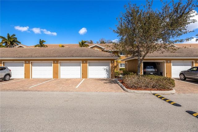 1113 Winding Pines CIR # 203, Cape Coral, FL 33909