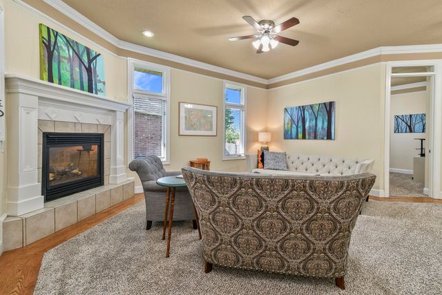 3243 S Kickapoo Avenue, Springfield, MO 65804