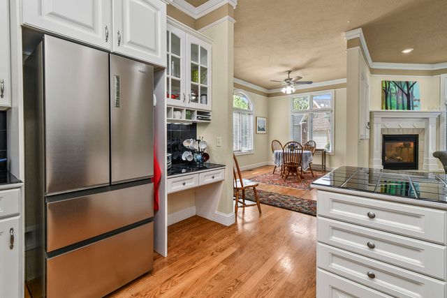 3243 S Kickapoo Avenue, Springfield, MO 65804