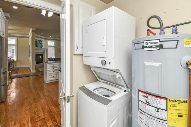 3243 S Kickapoo Avenue, Springfield, MO 65804