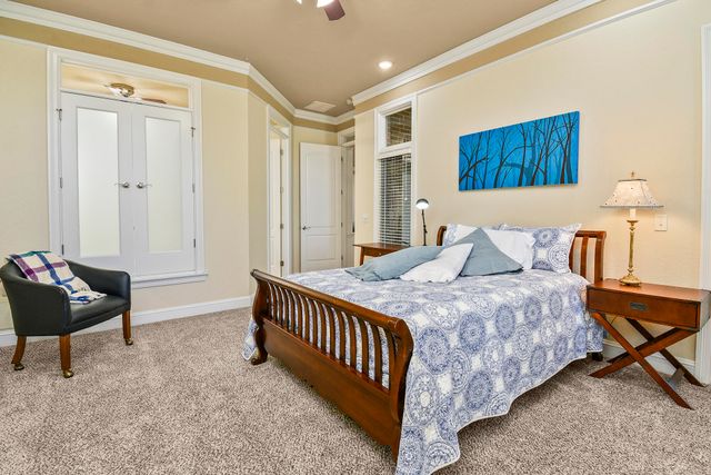 3243 S Kickapoo Avenue, Springfield, MO 65804