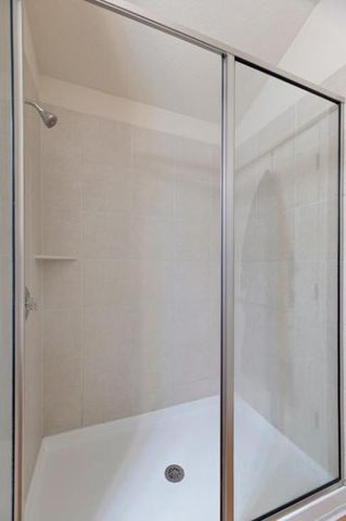5800 Needle Nook CT 48, Austin, TX 78744