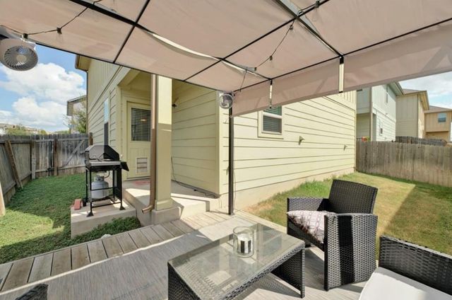 5800 Needle Nook CT 48, Austin, TX 78744