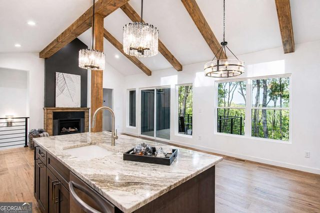 26 Grace Drive, Blue Ridge, GA 30513