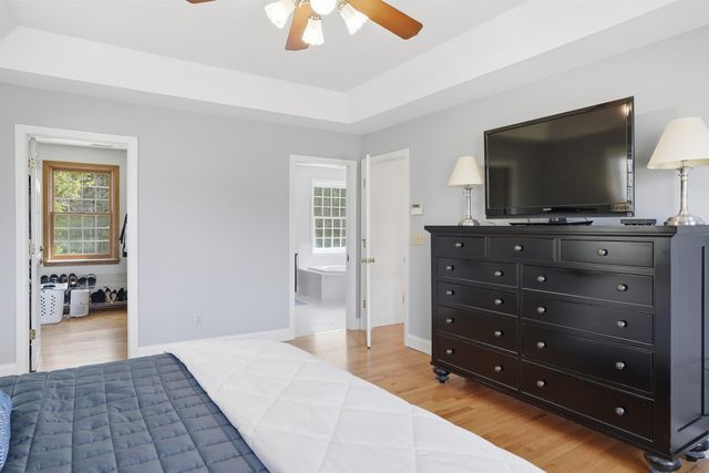 28 Wright Acres Road, Bedford, NH 03110