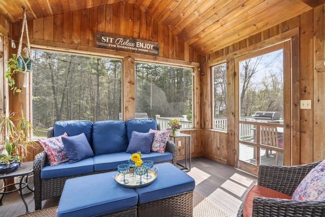 28 Wright Acres Road, Bedford, NH 03110
