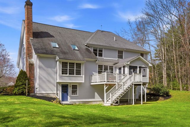 28 Wright Acres Road, Bedford, NH 03110