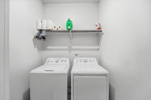 172 Biscayne DR, Kyle, TX 78640