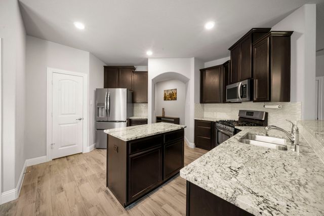 3905 Blessington Drive, Frisco, TX 75036