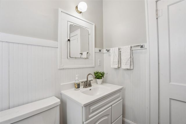 2833 School Street, Des Moines, IA 50311