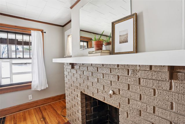 2833 School Street, Des Moines, IA 50311