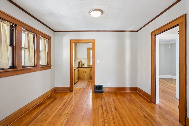 2833 School Street, Des Moines, IA 50311