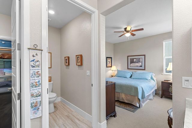 4730 Holliday Ln, El Dorado Hills, CA 95762