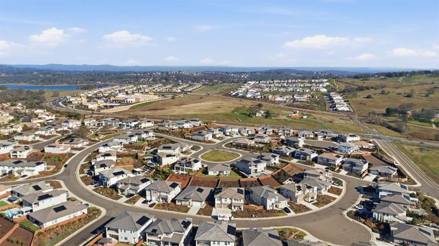 4730 Holliday Ln, El Dorado Hills, CA 95762