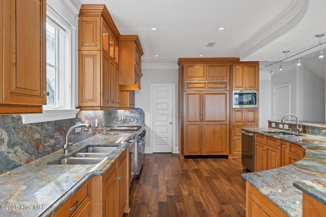 805 S Lumina Avenue, Wrightsville Beach, NC 28480