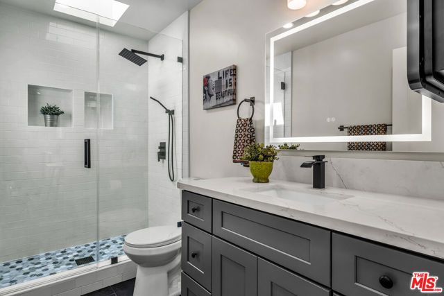 2319 Teviot Street, Los Angeles, CA 90039