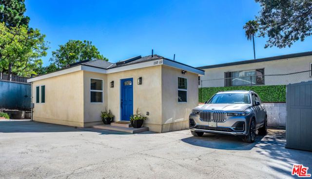 2319 Teviot Street, Los Angeles, CA 90039