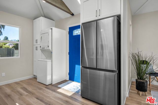 2319 Teviot Street, Los Angeles, CA 90039