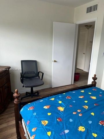 1958 Monroe Street 208, Hollywood, FL 33020