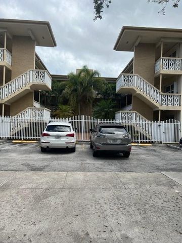 1958 Monroe Street 208, Hollywood, FL 33020