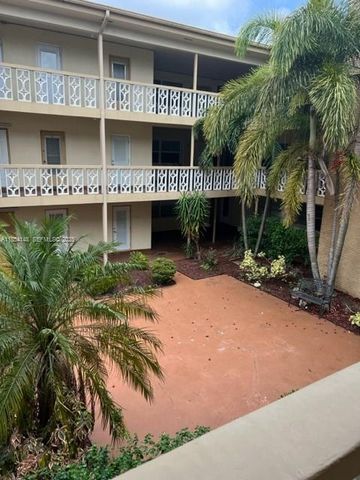 1958 Monroe Street 208, Hollywood, FL 33020