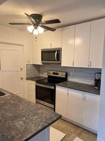 1958 Monroe Street 208, Hollywood, FL 33020