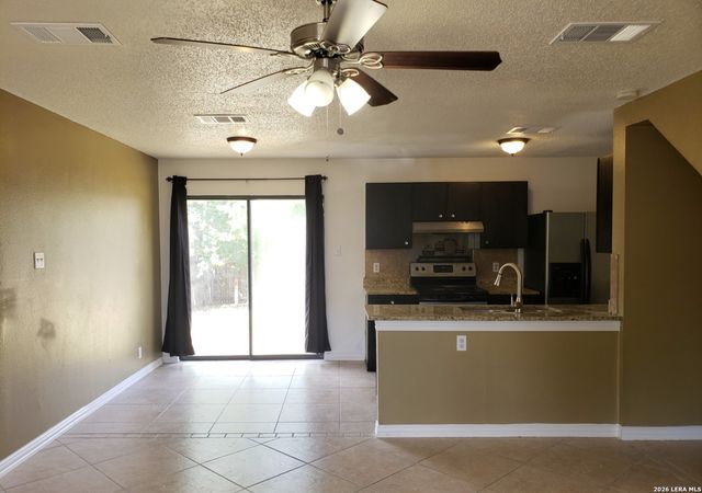 7915 RUBY MEADOWS, San Antonio, TX 78251