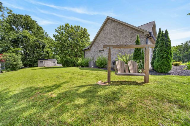 130 Tison Ln, Cottontown, TN 37048
