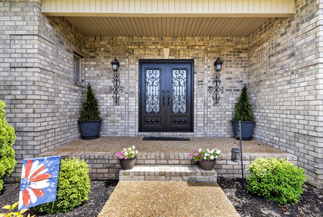 130 Tison Ln, Cottontown, TN 37048