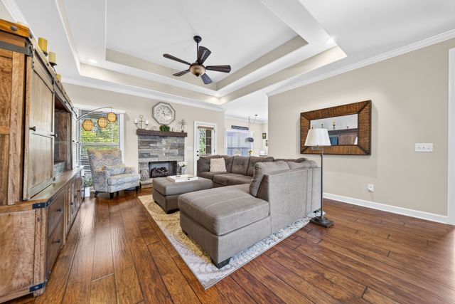 130 Tison Ln, Cottontown, TN 37048