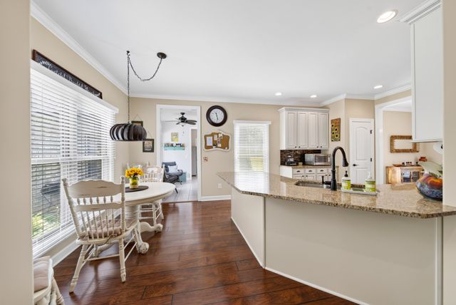 130 Tison Ln, Cottontown, TN 37048