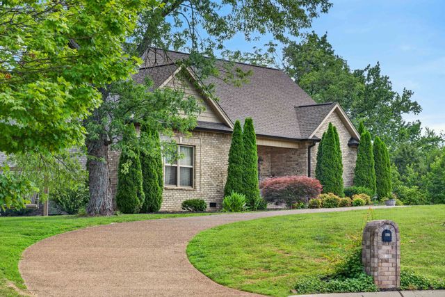 130 Tison Ln, Cottontown, TN 37048