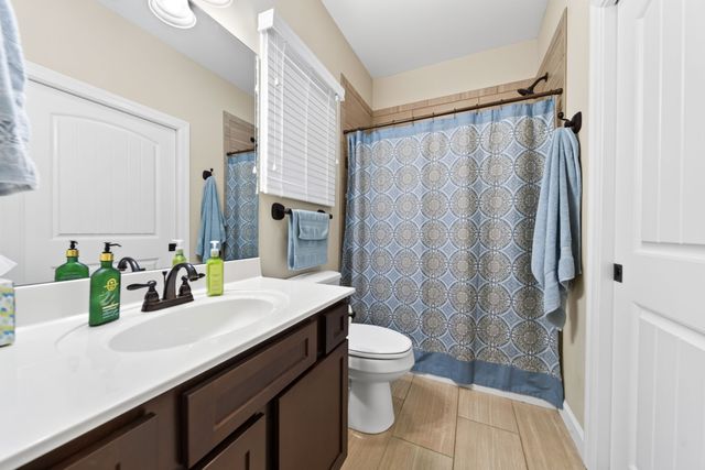 130 Tison Ln, Cottontown, TN 37048