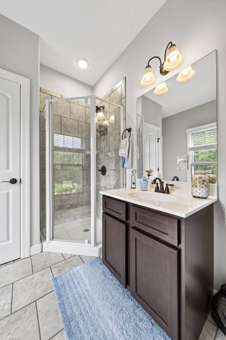 130 Tison Ln, Cottontown, TN 37048