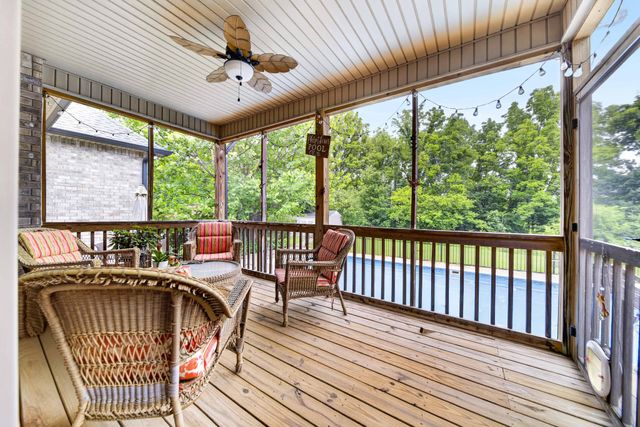 130 Tison Ln, Cottontown, TN 37048