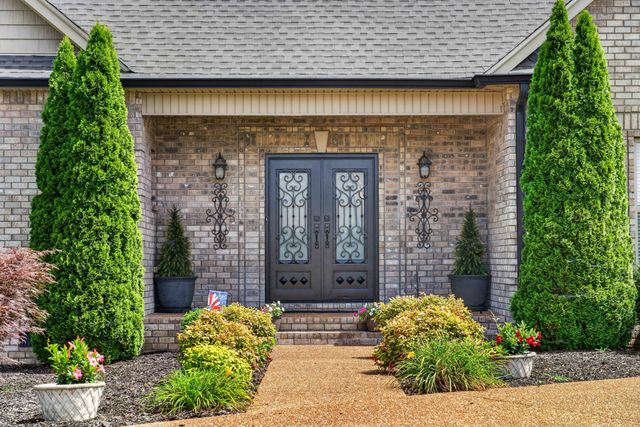 130 Tison Ln, Cottontown, TN 37048