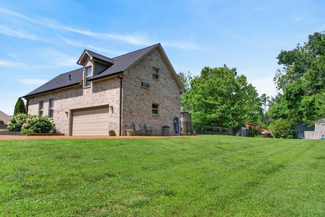130 Tison Ln, Cottontown, TN 37048