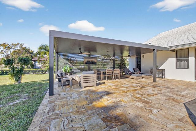 10236 La Reina Road, Delray Beach, FL 33446