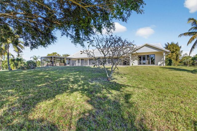 10236 La Reina Road, Delray Beach, FL 33446