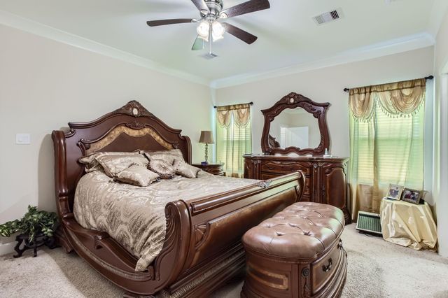 418 Pebble Drive, Dayton, TX 77535