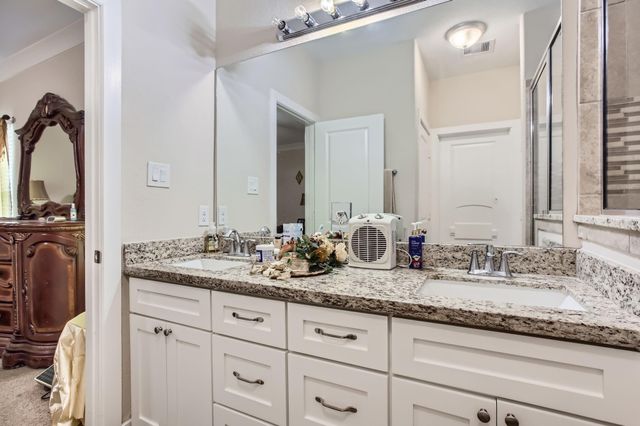 418 Pebble Drive, Dayton, TX 77535