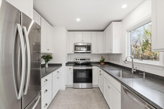 14 Harold Street 6F, Harwich Port, MA 02646