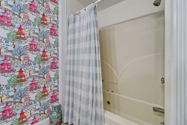 138 Rutgers Cir, Crossville, TN 38558