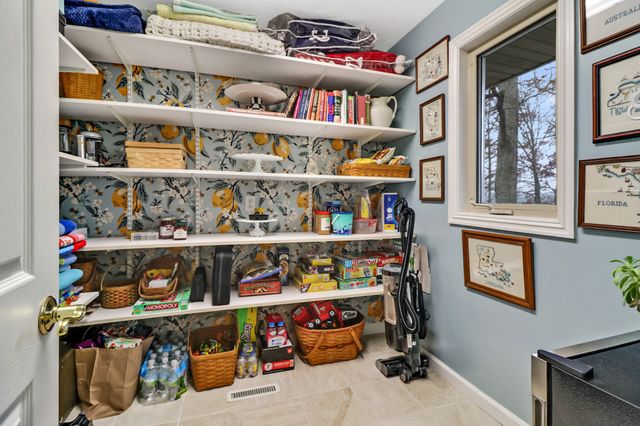 138 Rutgers Cir, Crossville, TN 38558