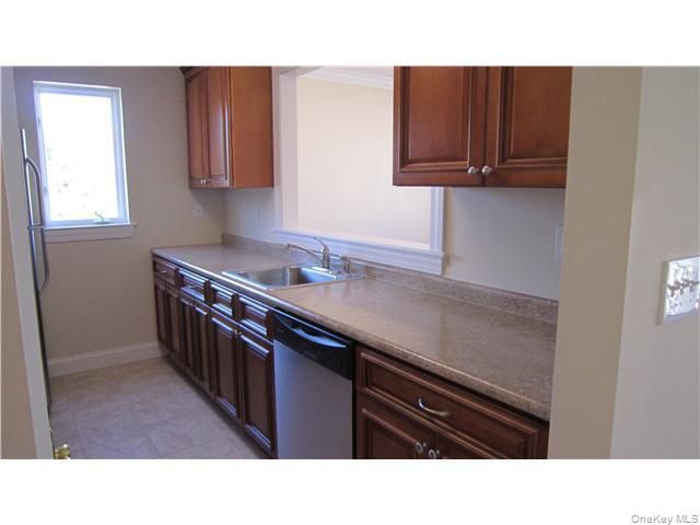 317 Tondo Circle, Harriman, NY 10926
