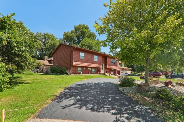 801 Sheridan Drive, Wauconda, IL 60084