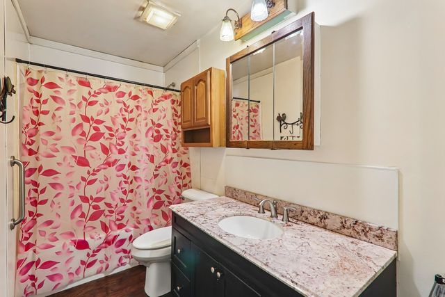 801 Sheridan Drive, Wauconda, IL 60084