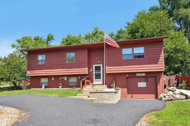 801 Sheridan Drive, Wauconda, IL 60084