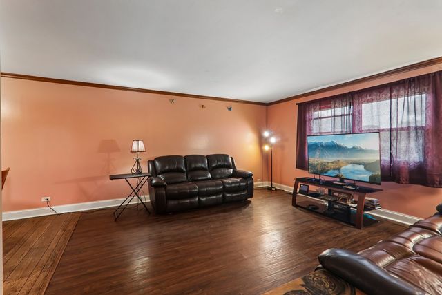 801 Sheridan Drive, Wauconda, IL 60084